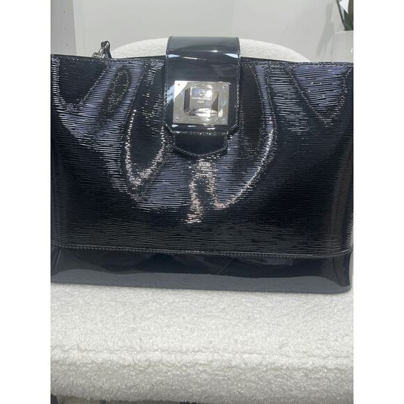 Louis Vuitton Black Patent Leather Epi Lockit MM Handbag - Picture 5 of 5